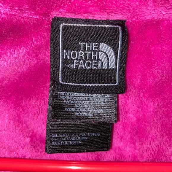 Girl’s NorthFace Jacket - Picture 3 of 4